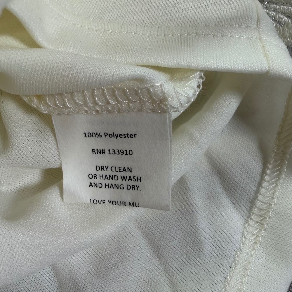 Show Me Your Mumu Roxy Romper Womens Medium Ivory Excellent Embroidered Floral - Picture 8 of 11